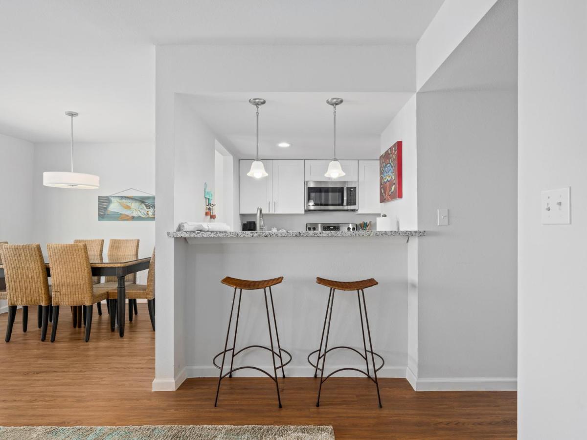Bay Breeze Bungalow Рокпорт Экстерьер фото