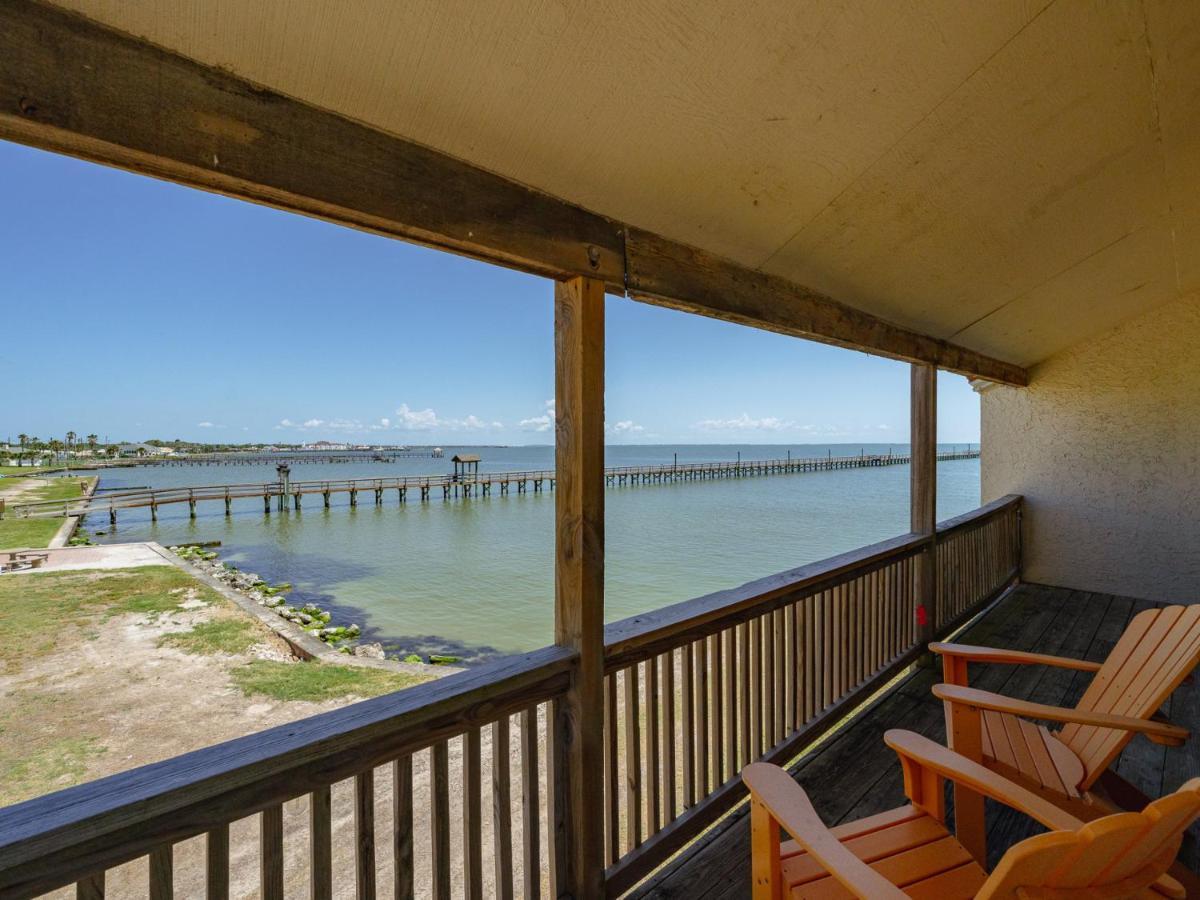 Bay Breeze Bungalow Рокпорт Экстерьер фото