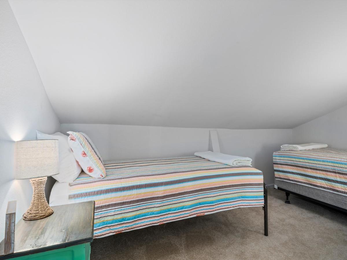 Bay Breeze Bungalow Рокпорт Экстерьер фото